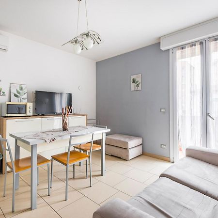 Stile E Comfort In Citta Con Wi-Fi 카르피 외부 사진