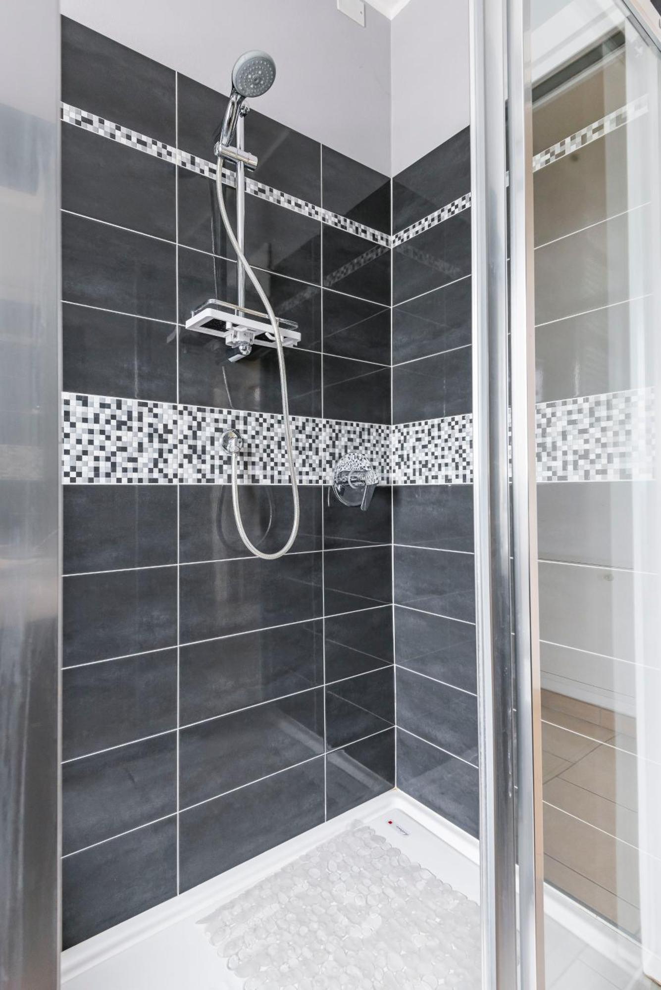 Stile E Comfort In Citta Con Wi-Fi 카르피 외부 사진